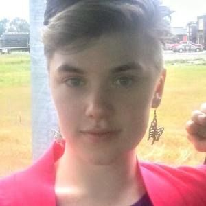 Meet your Posher, Lucia